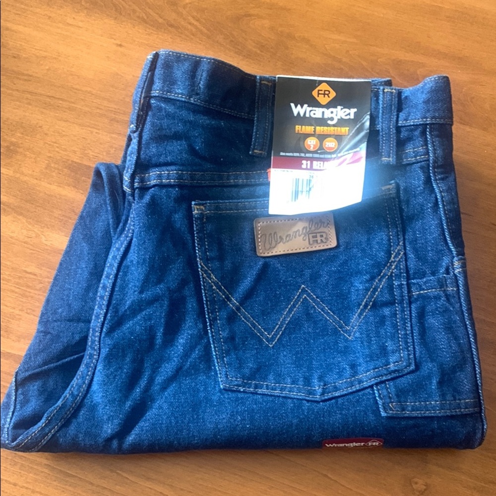 *NWT* Wrangler FR Flame Resistant  Relaxed Blue Jeans